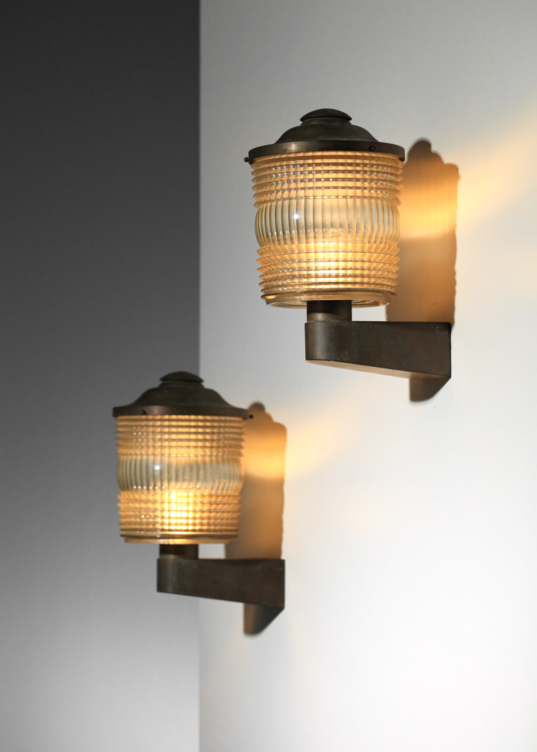 grande paire d'appliques Perzel des années 30 art déco bronze - G427
