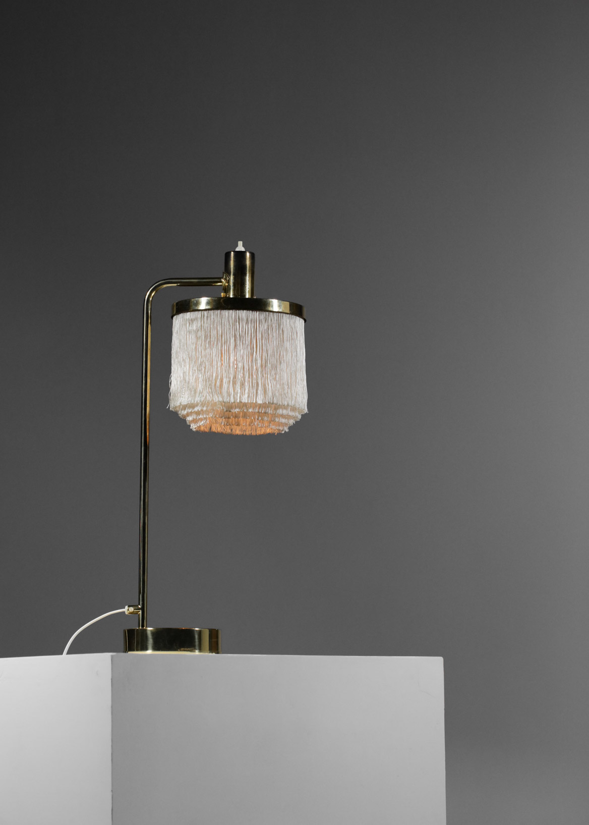 lampe de table hans agne jakobsson frange blanche années 60 suedoise E553