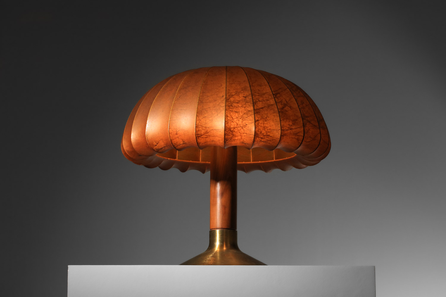 lampe de table italienne des années 50 style achille castiglioni cocoon