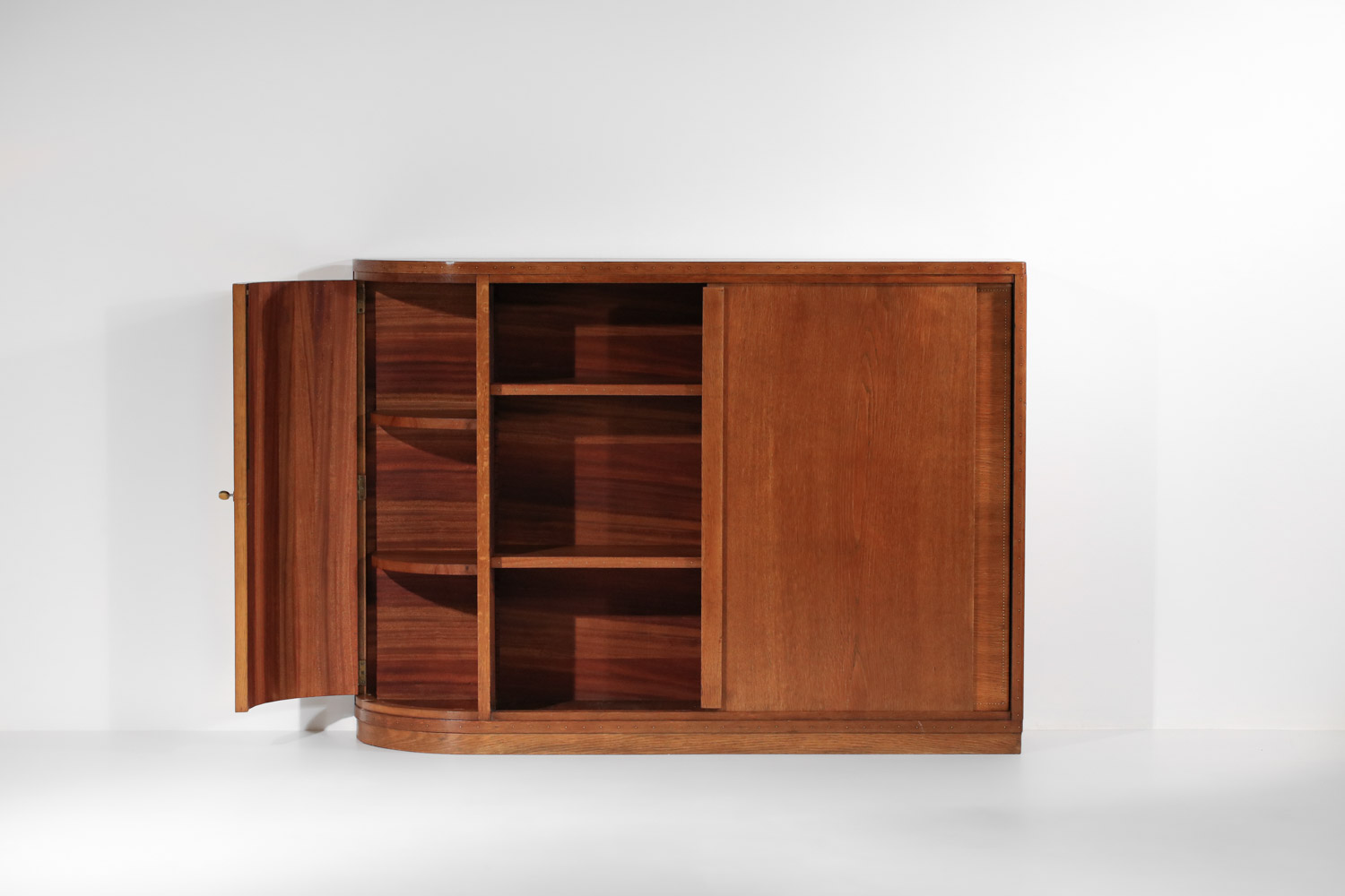 meuble André Sornay clouté art déco moderniste années 30 pièce unique - G880
