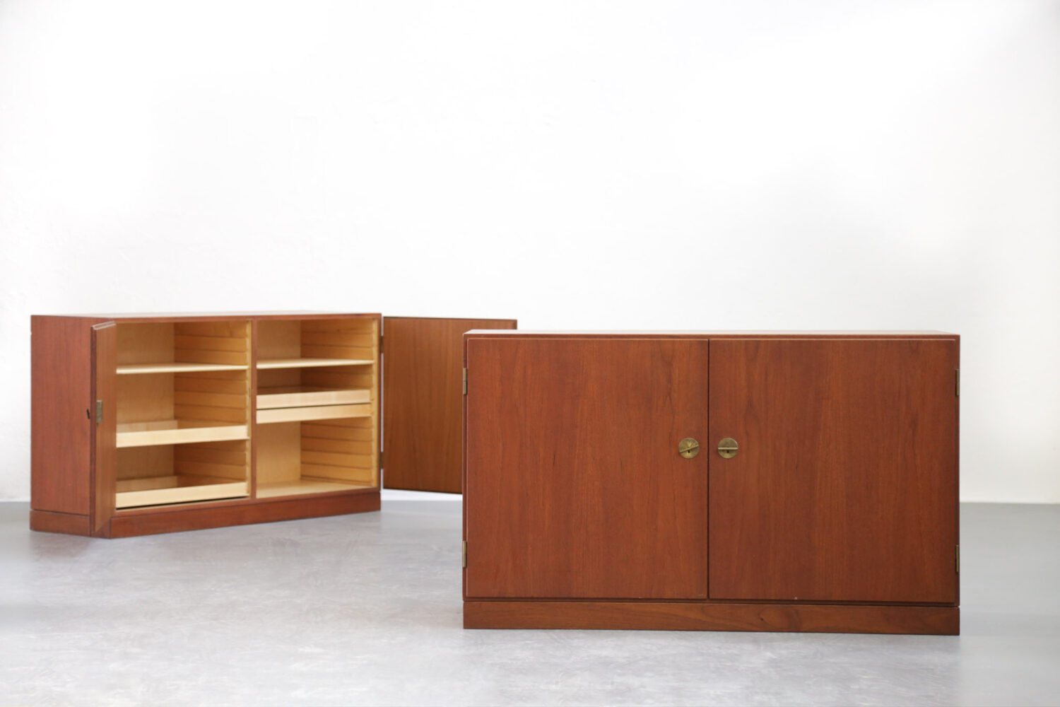 Paire commodes Borge Mogensen pour C.M. Madsen - F387