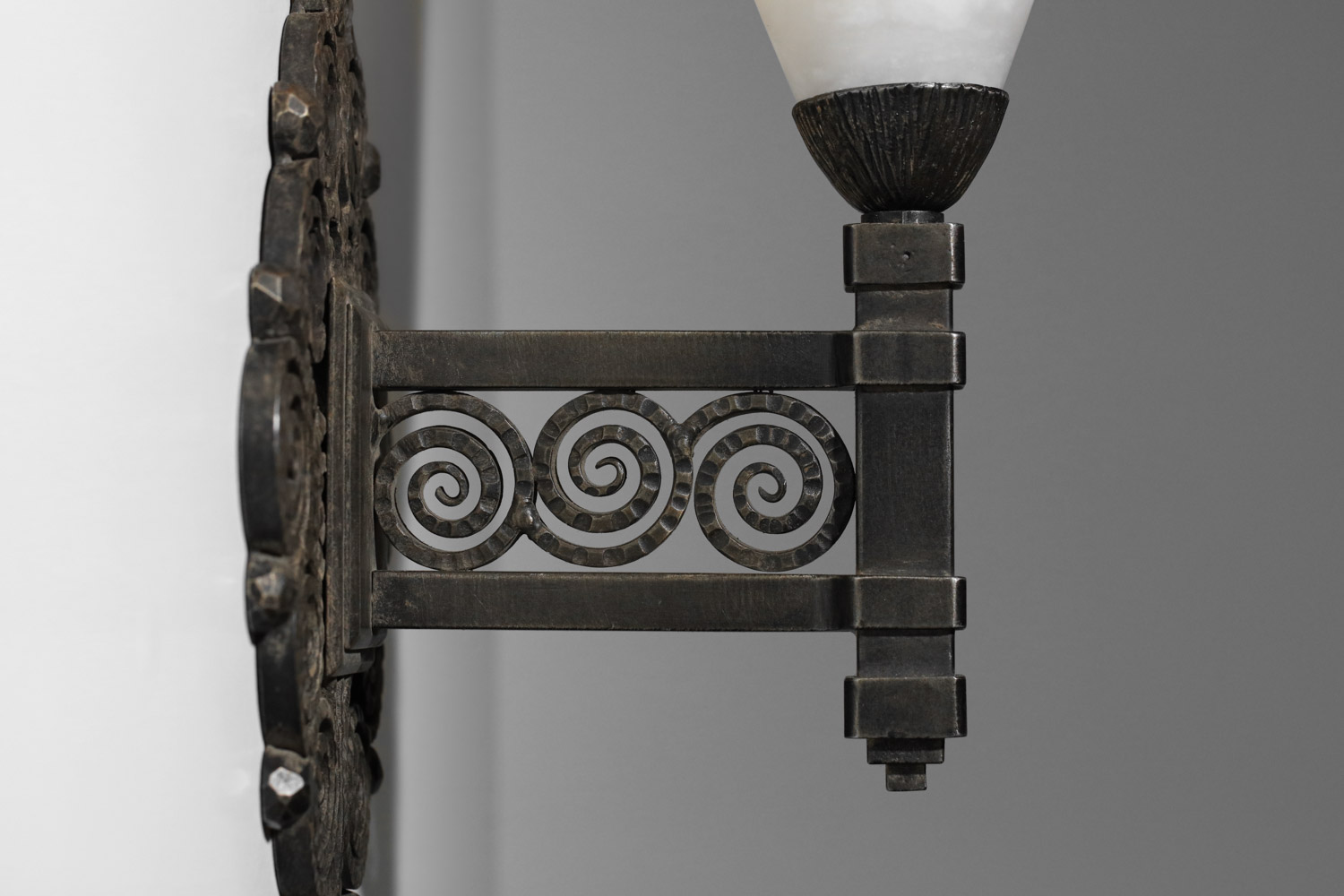 paire d'appliques Edgar Brandt années 30 art déco - H669