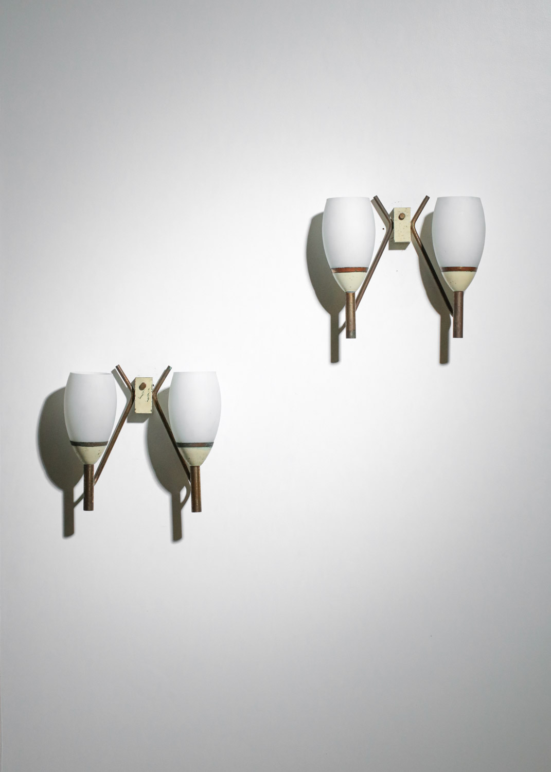 paire d'appliques italiennes double opalines années 50- G722