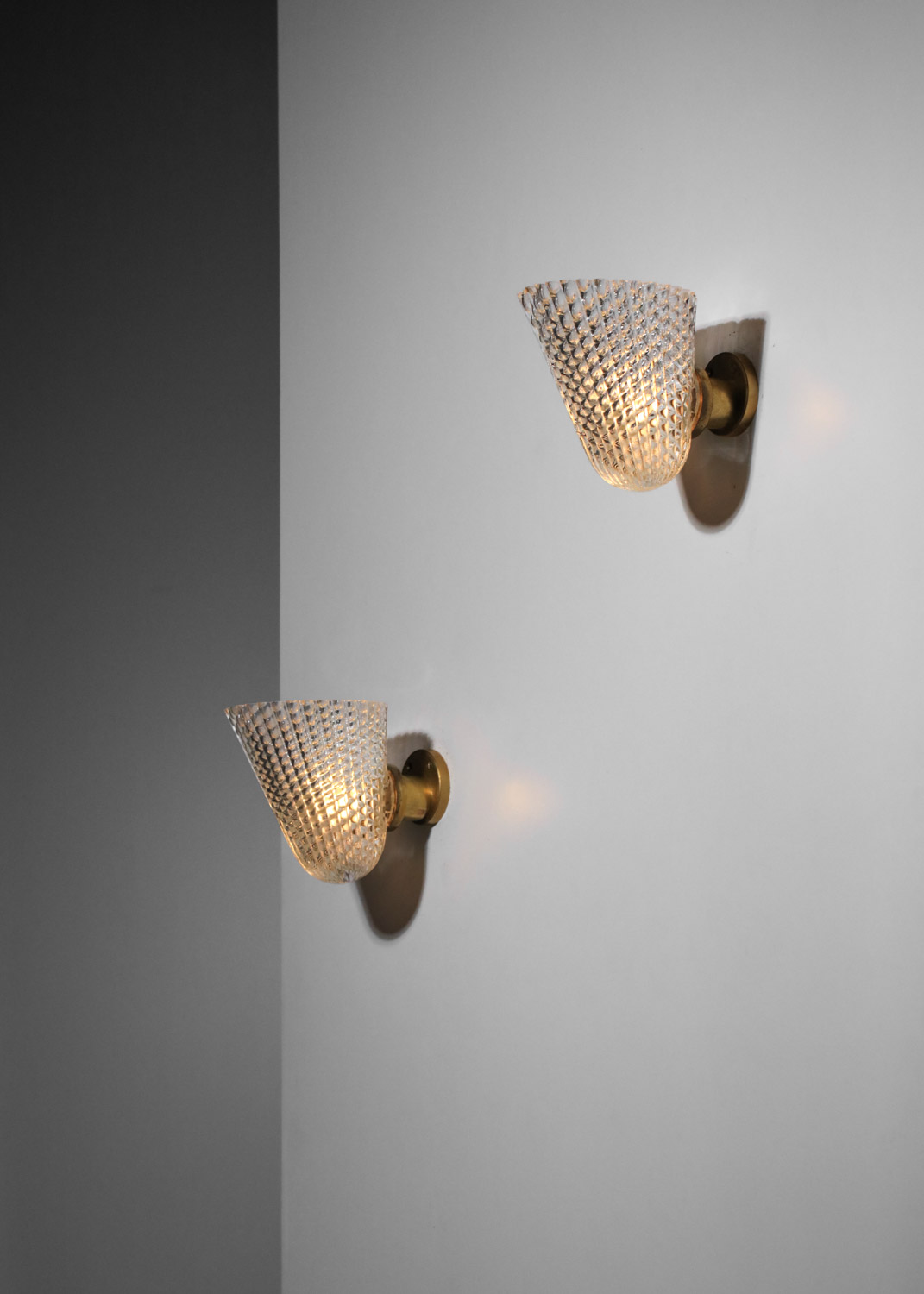 paire d'appliques italiennes des années 50 en verre bullé - J110