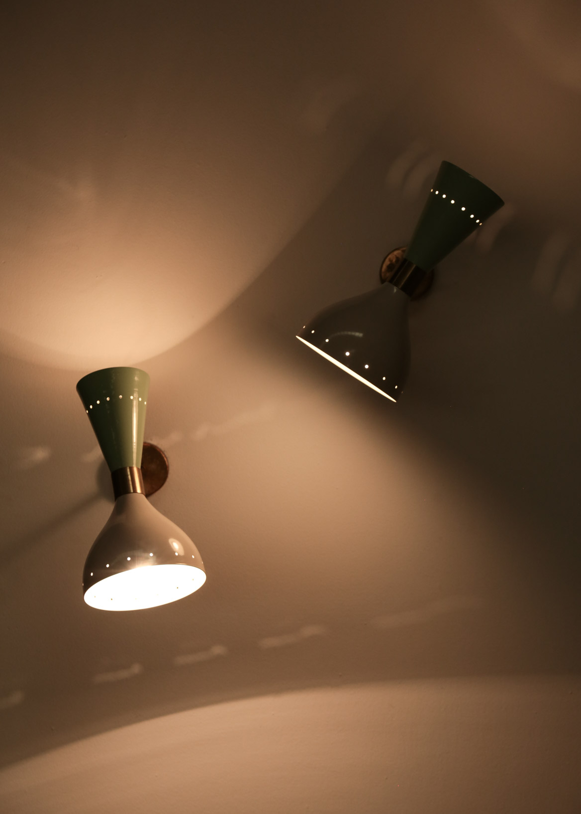 Pair of Italian Modern Diabolo Sconces Stilnovo Style, Wall Light "Sablier" - ML103 - Image 7