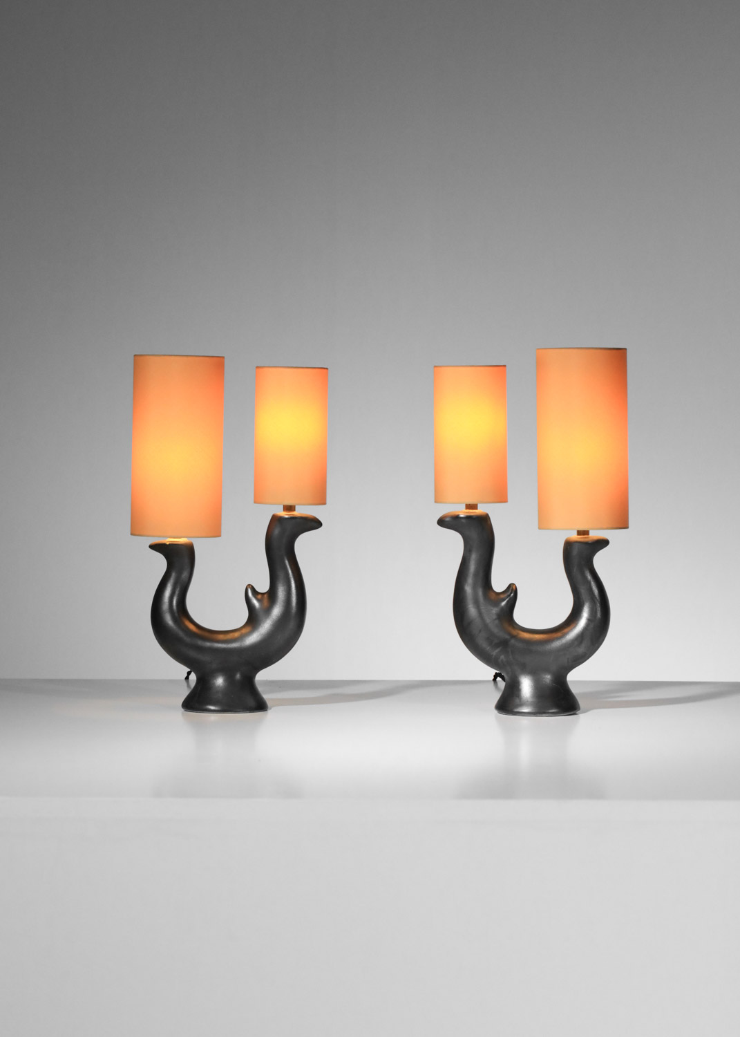 paire de lampes zoomorphes en céramique dans le goût de George Jouve H126