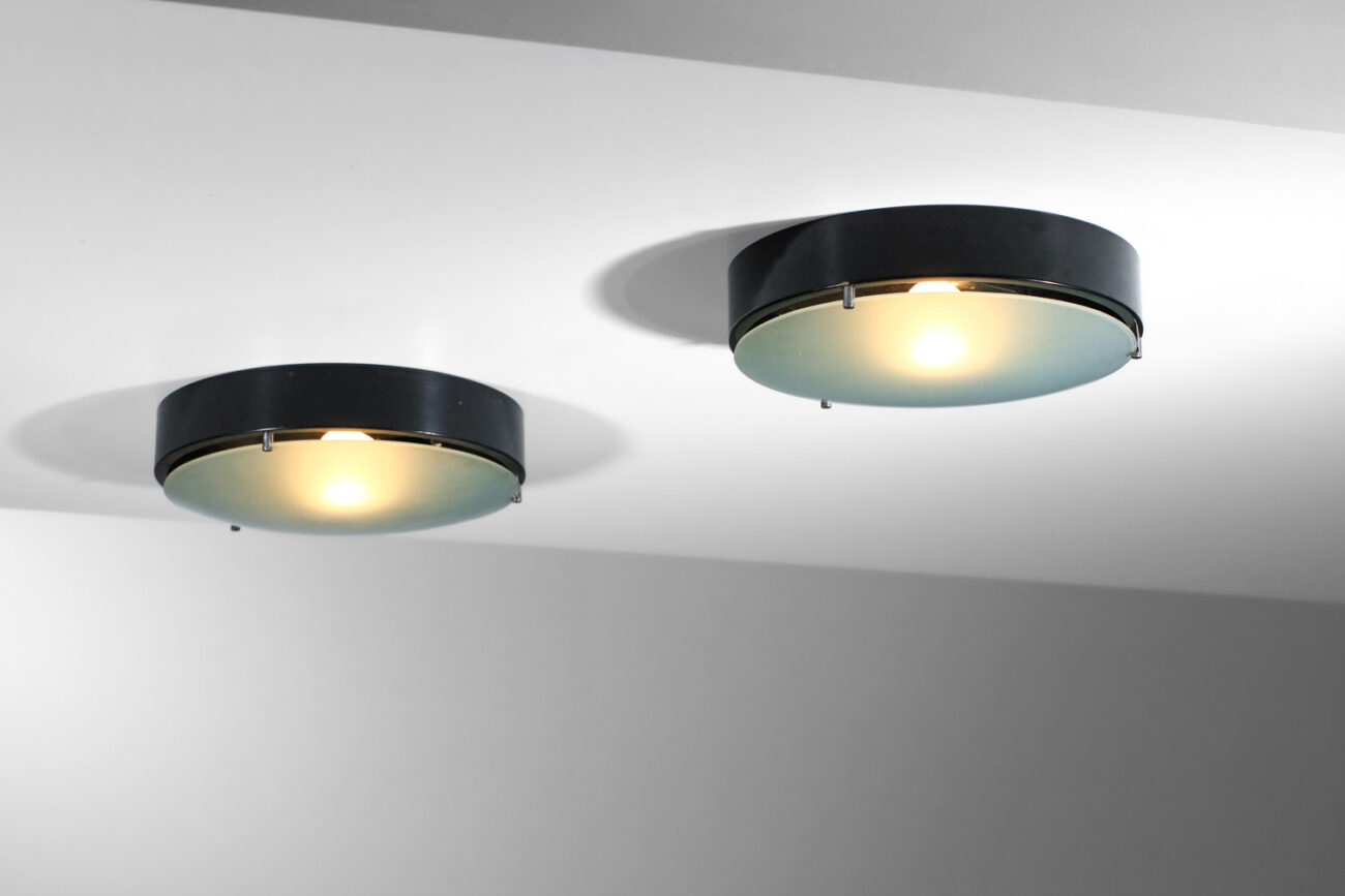 paire de plafonniers ou appliques Stilnovo noir et lentille de verre - H358