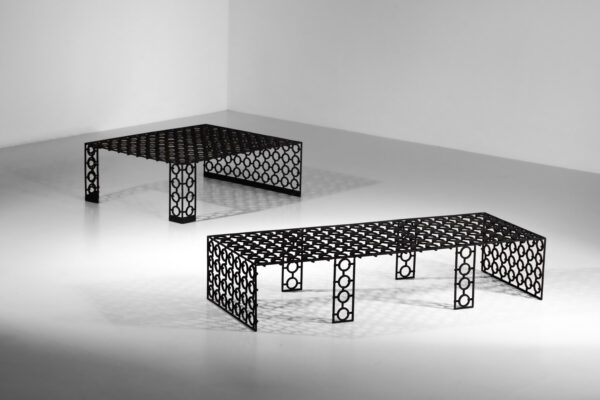 paire de tables en fer battu travail populaire des années 60 style Jean Royere - I139