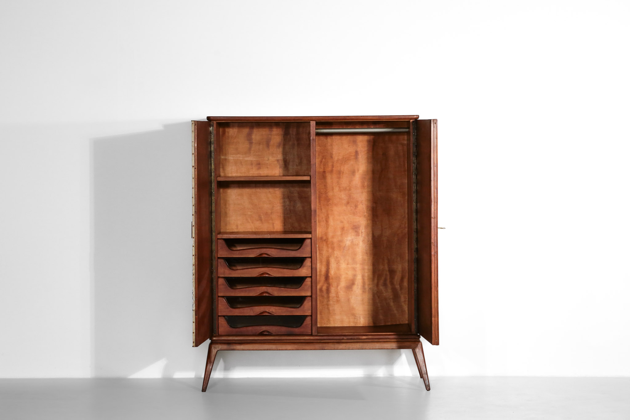 penderie italienne années 60 gio ponti meuble tissus