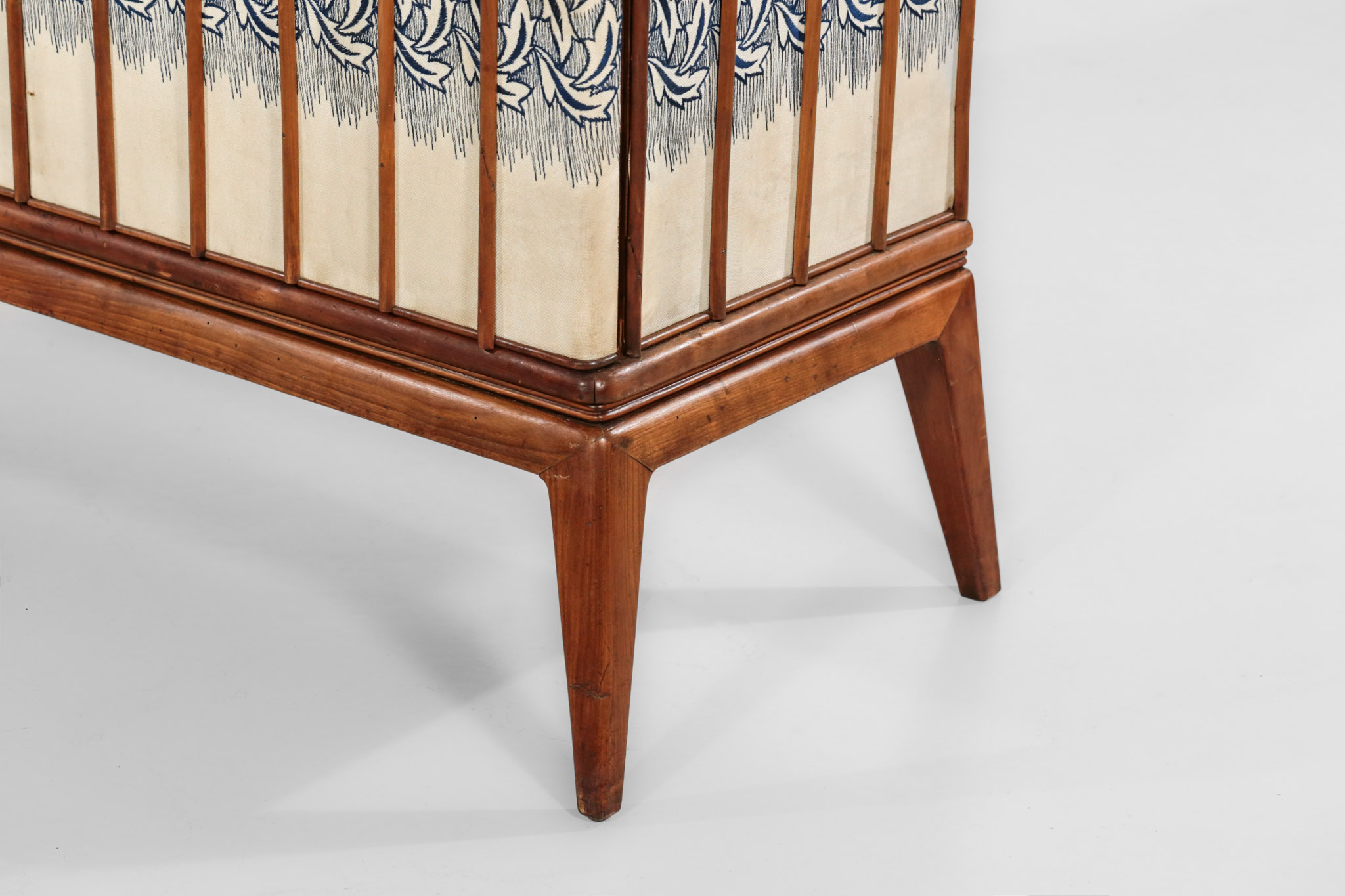 penderie italienne années 60 gio ponti meuble tissus