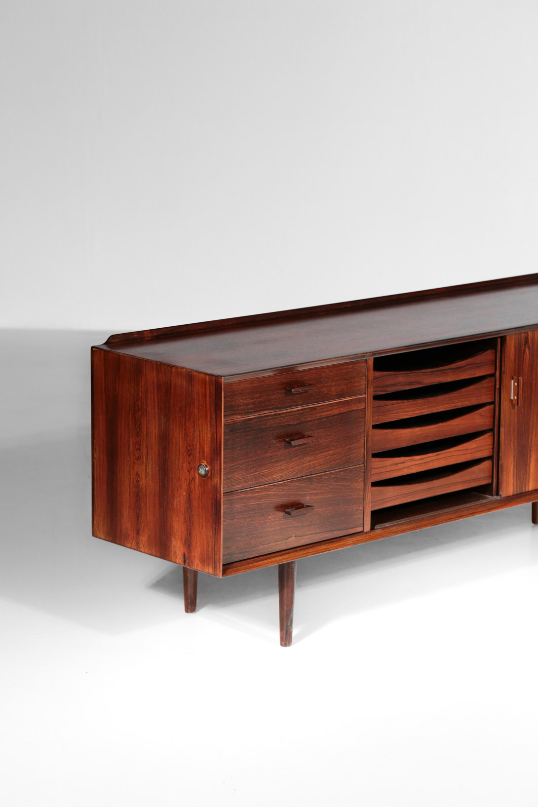 petite enfilade danoise scandinave par Arne vodder pour sibast palissandre de rio
