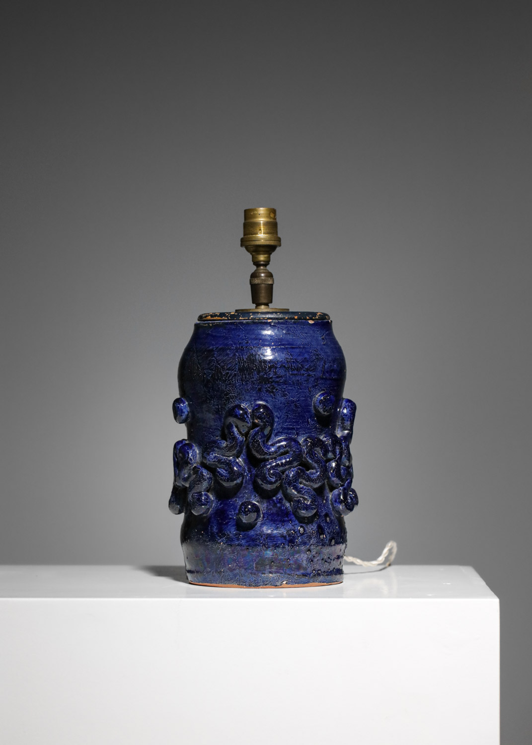 pied de lampe en céramique bleue Jean Austruy années 50 - G446
