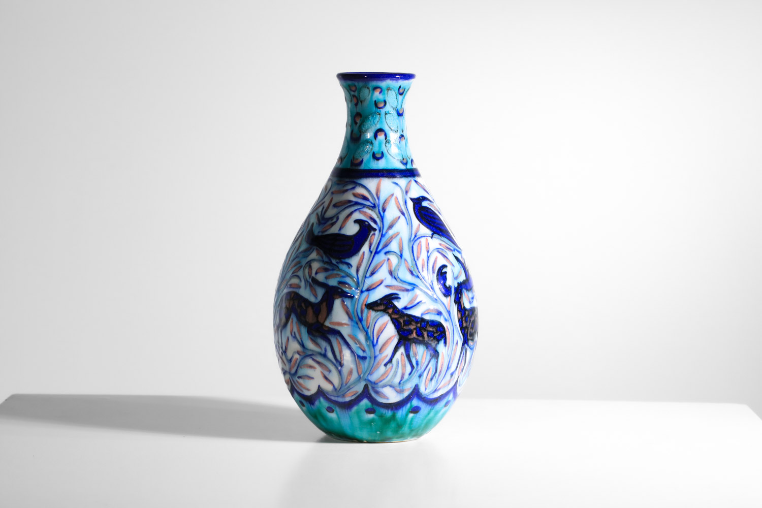 rare vase en céramique de Jean Mayodon à décor de cervidés - I582