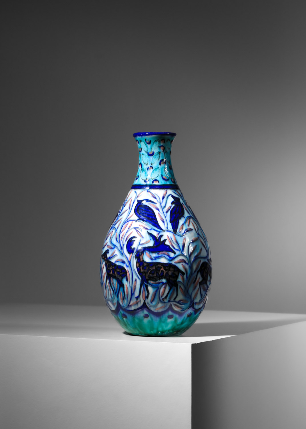 rare vase en céramique de Jean Mayodon à décor de cervidés - I582