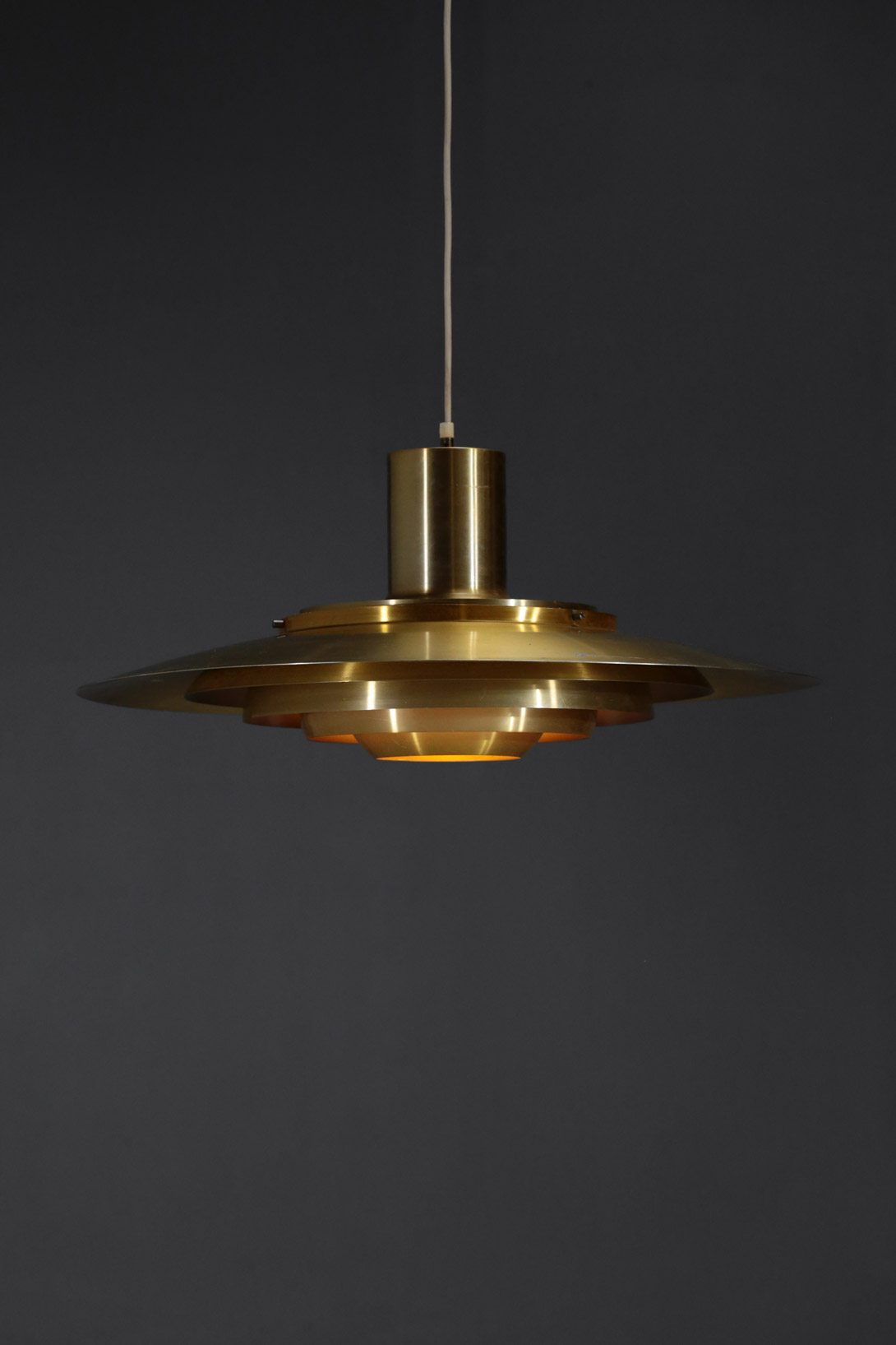 suspension lustre preben fabricius et jorgen kastholm danois scandinave