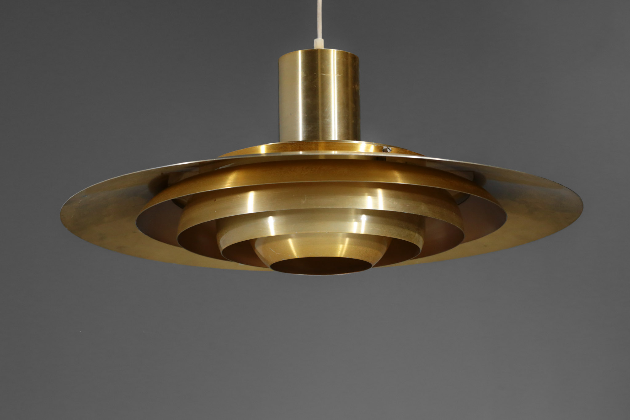 suspension lustre preben fabricius et jorgen kastholm danois scandinave