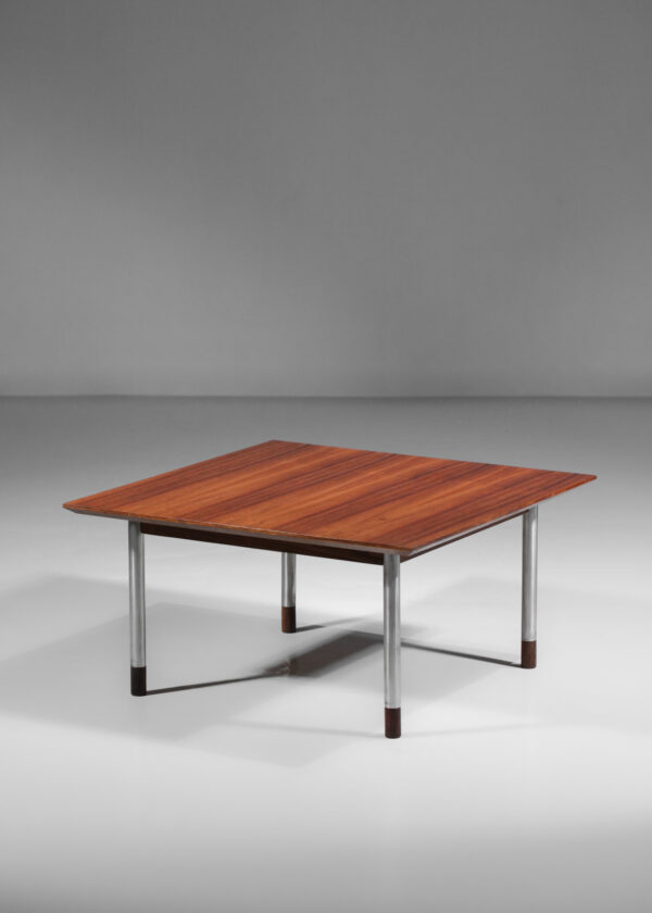 table basse carré italienne style finn julh F108