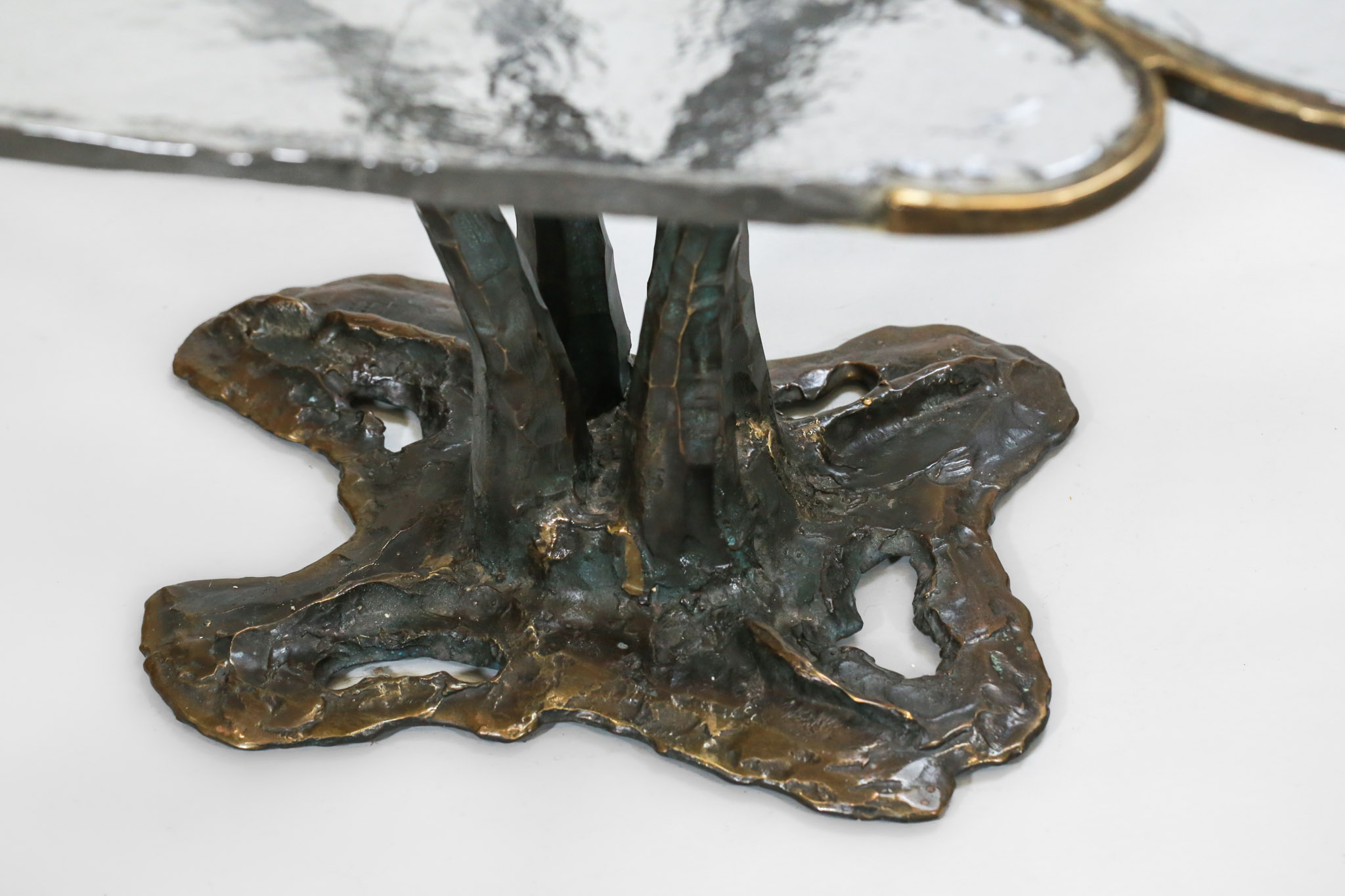 Coffee Table "Fleur" by the German Artist Lothar Klute Bronze and Glass, 1980s - Image 7