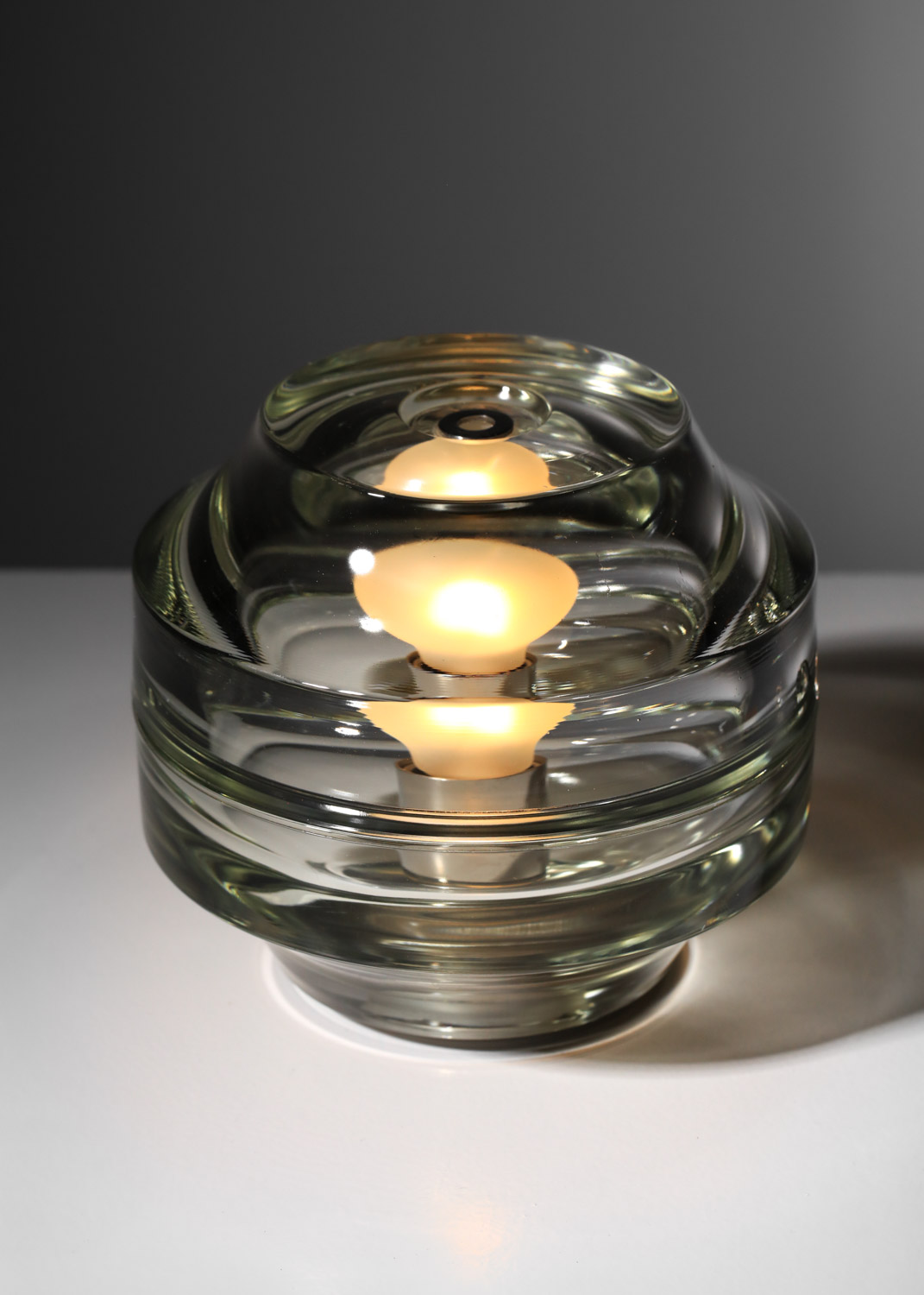 lampe de table italienne en verre épais style alessandro mendini J618