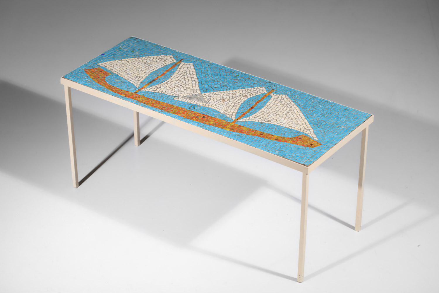 table basse mosaïque à décor de voilier artisanale - J069