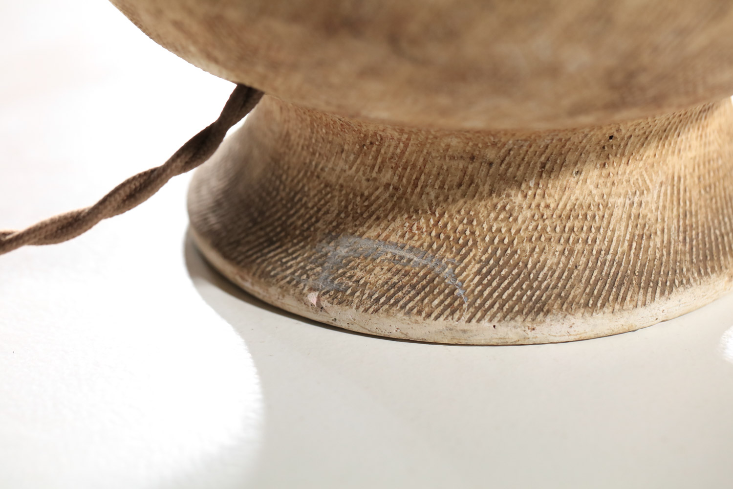grande lampe de table en céramique dans le style de jean besnard art déco signée am - I67