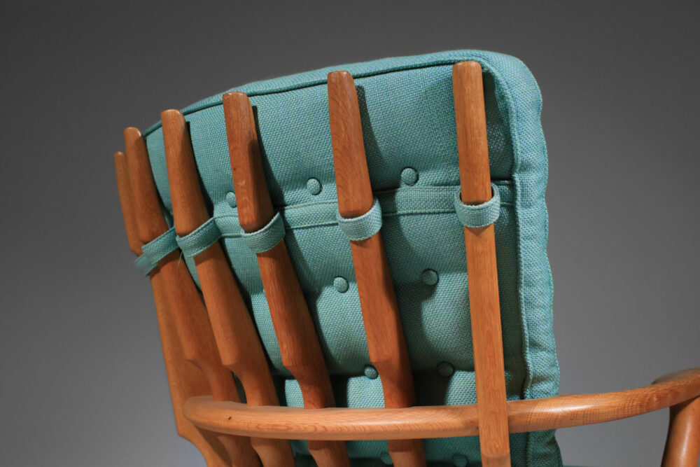 Paire de fauteuil Grand repos par guillerme et chambron en chêne années 60