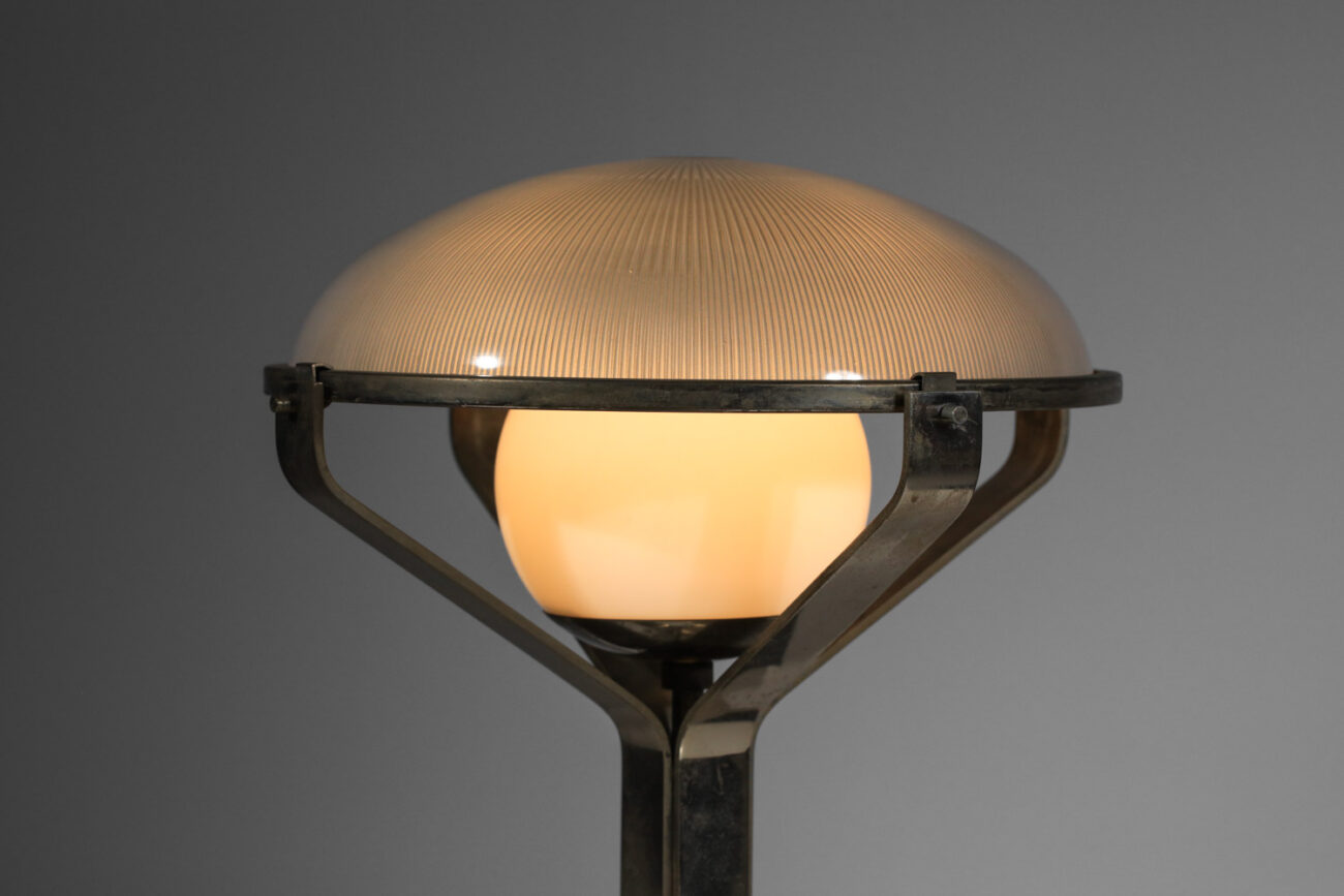 Lampe de table italienne sergio mazza années 60 J579