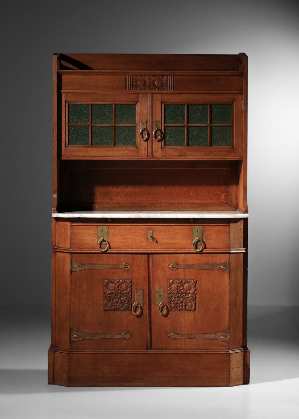 Buffet Art Nouveau en chêne à double structure