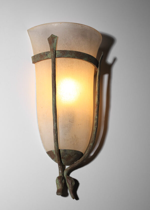 paire d'appliques italiennes en verre et métal patiné style Seguso têtes de cygnes - J335