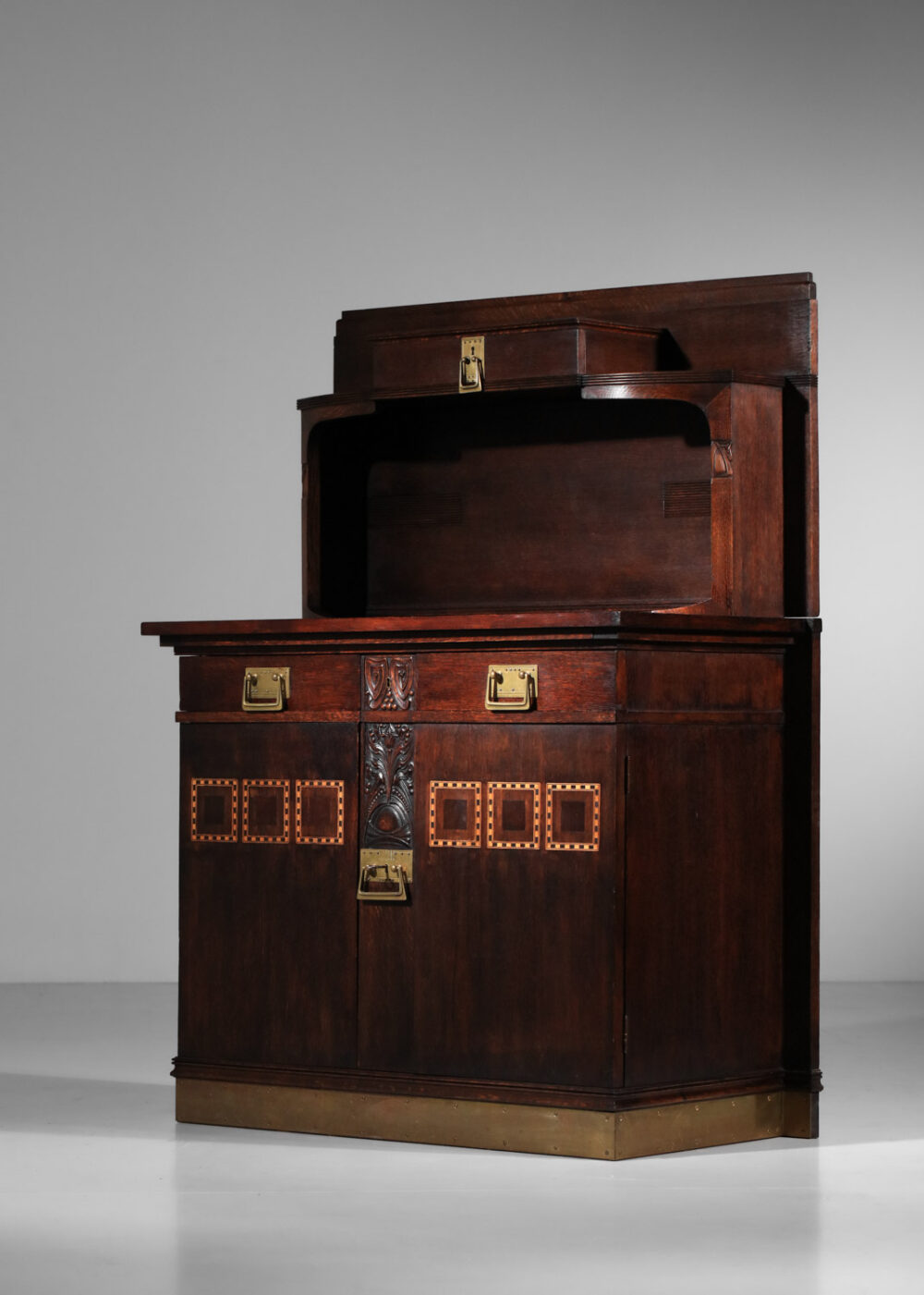 jugendstil secession viennoise en chêne sculpté style koloman moser ou josef maria olbrich J388