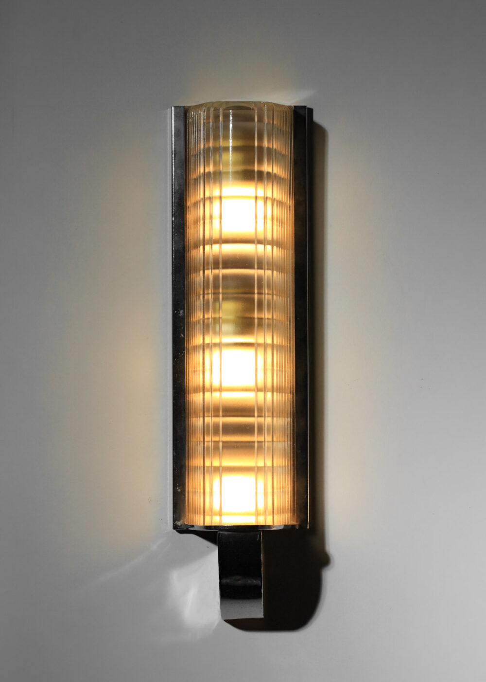 suite de 3 grandes appliques années 40 50 en métal chromé et verre style perzel - I352