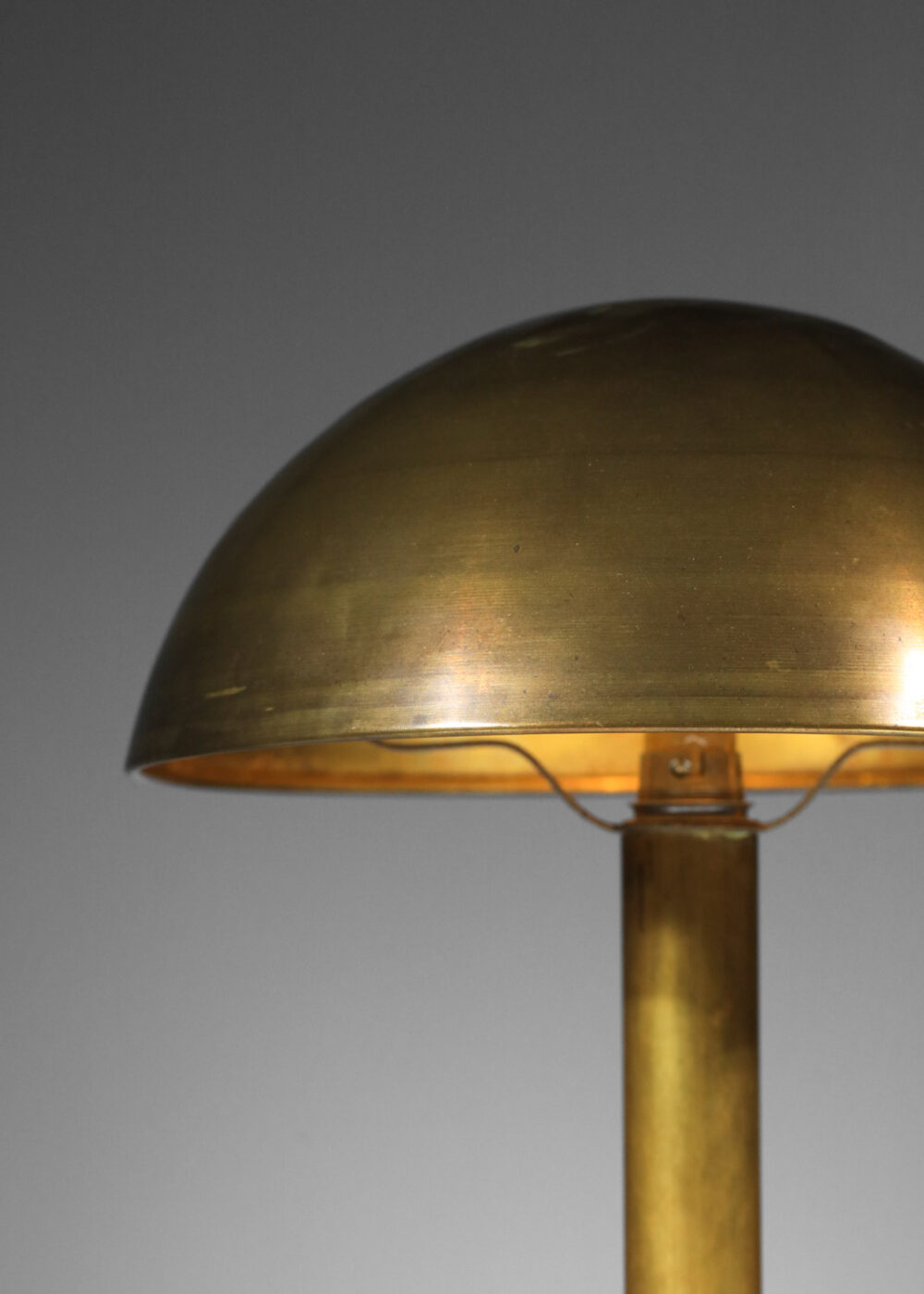lampe champignon moderniste en laiton des années 40 J149