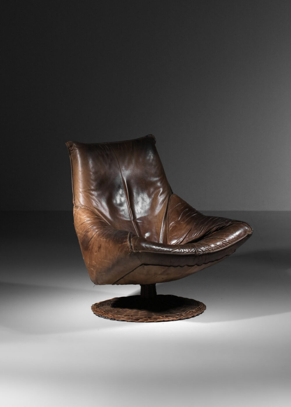 fauteuil en cuir marron de Gérard Van Den Berg pour Montis années 70 - C046