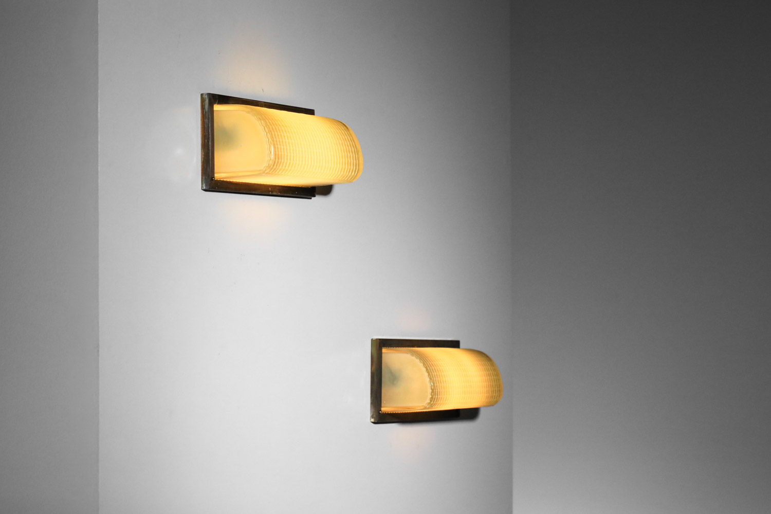 Suite de 3 appliques italiennes en verre des années 30 I647