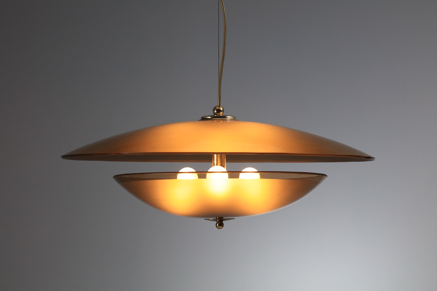grand lustre italien soucoupe en verre fumé des années 70 - J138