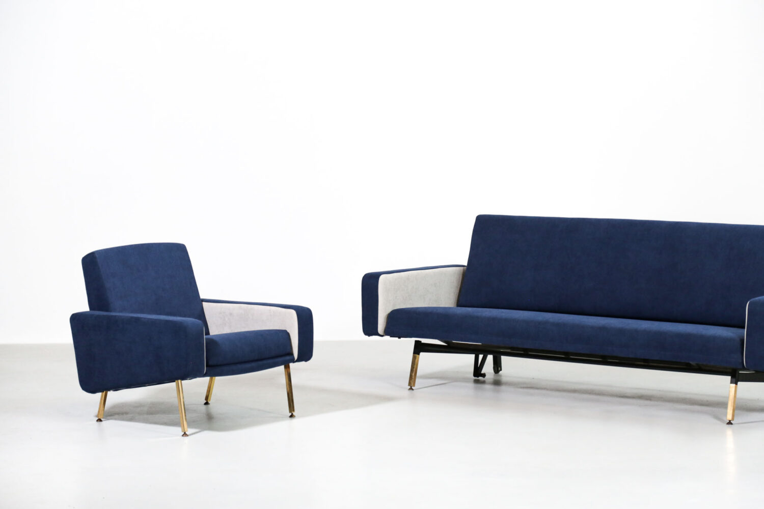 Pierre Guariche Armchairs for Airborne French Design - A01