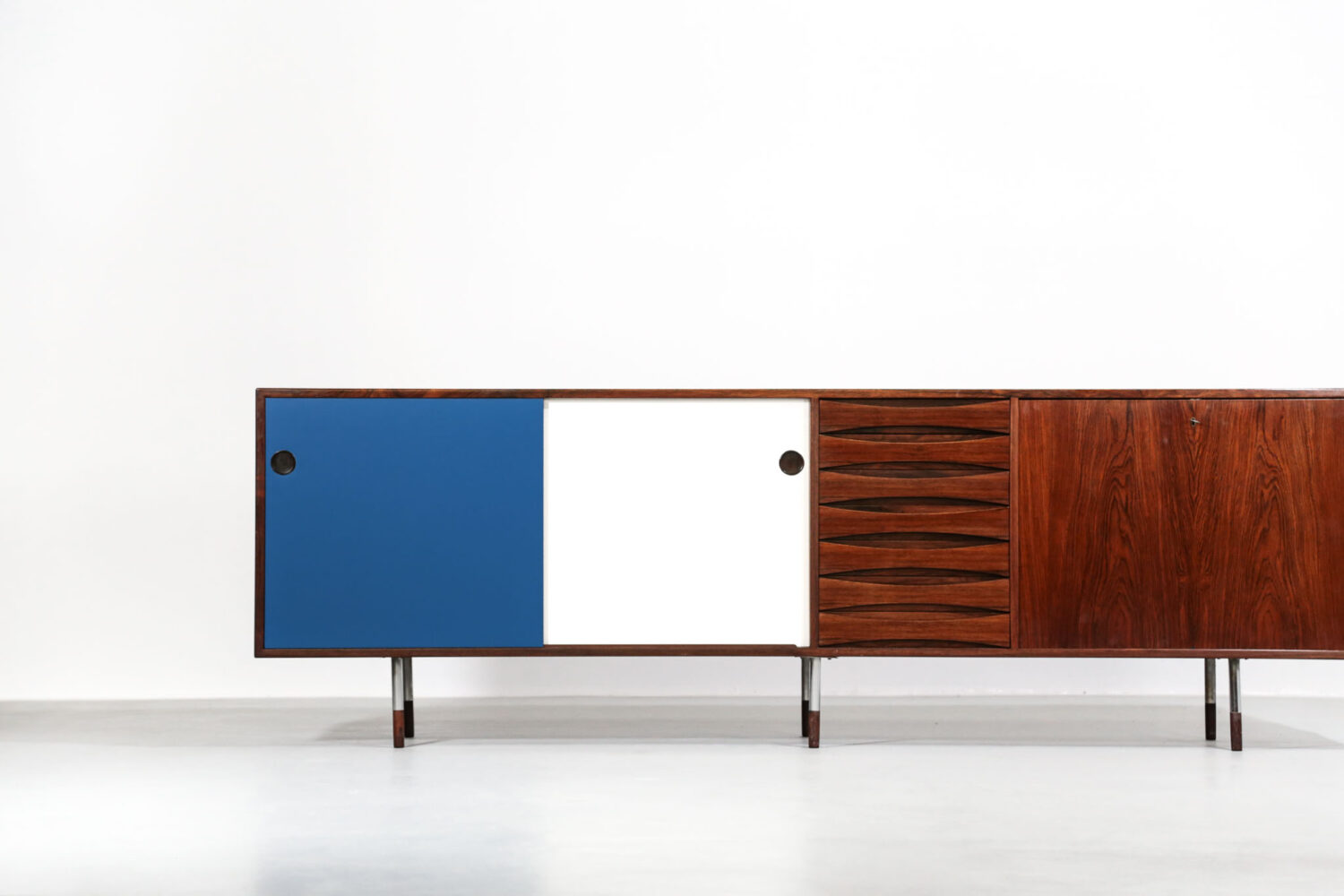 Arne Vodder Sideboard "Model 29A" by Sibast, Denmark - C01 - C102