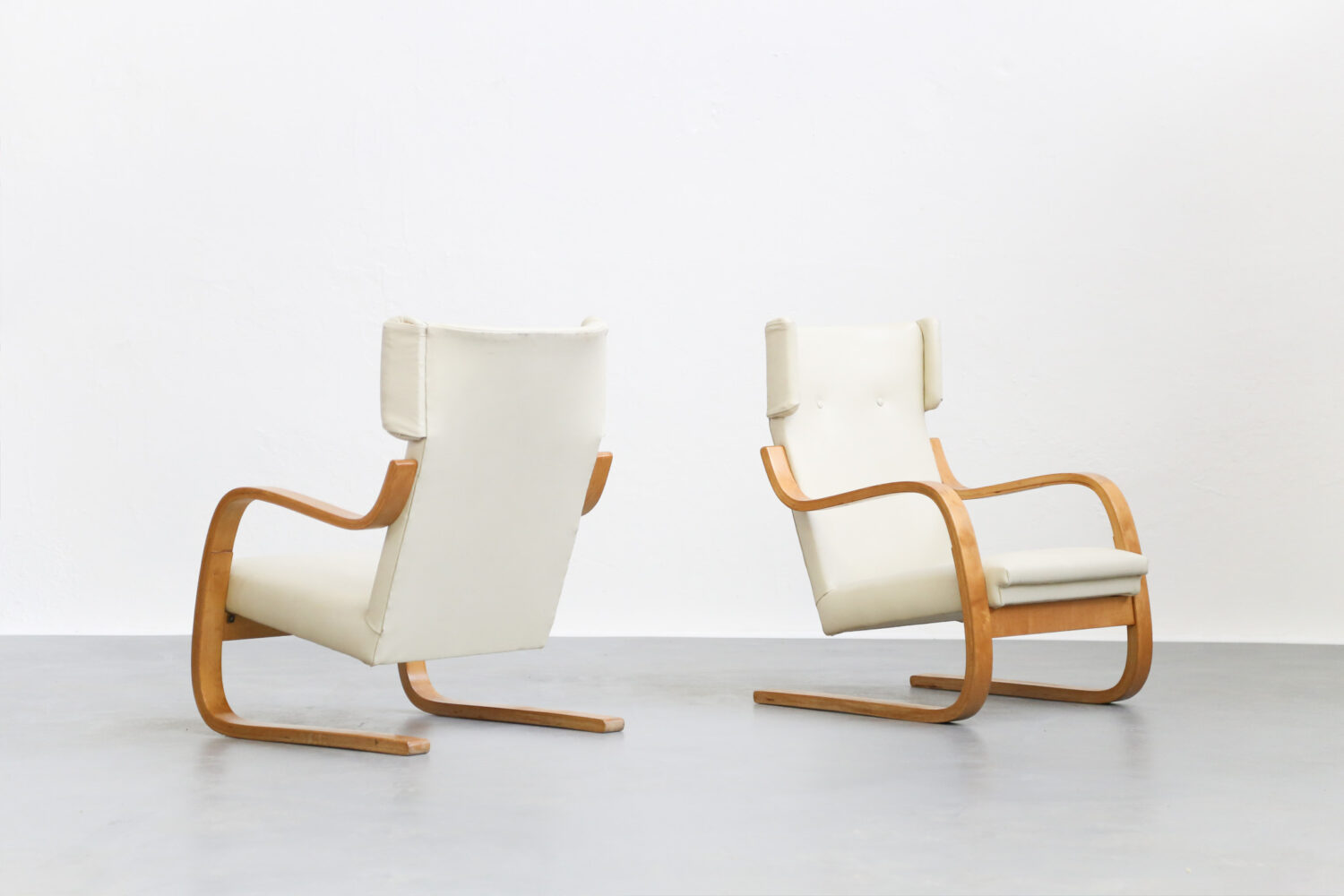 Pair of Lounge Chairs Model 401 by Alvar Aalto, 1935 Finland Design - A10