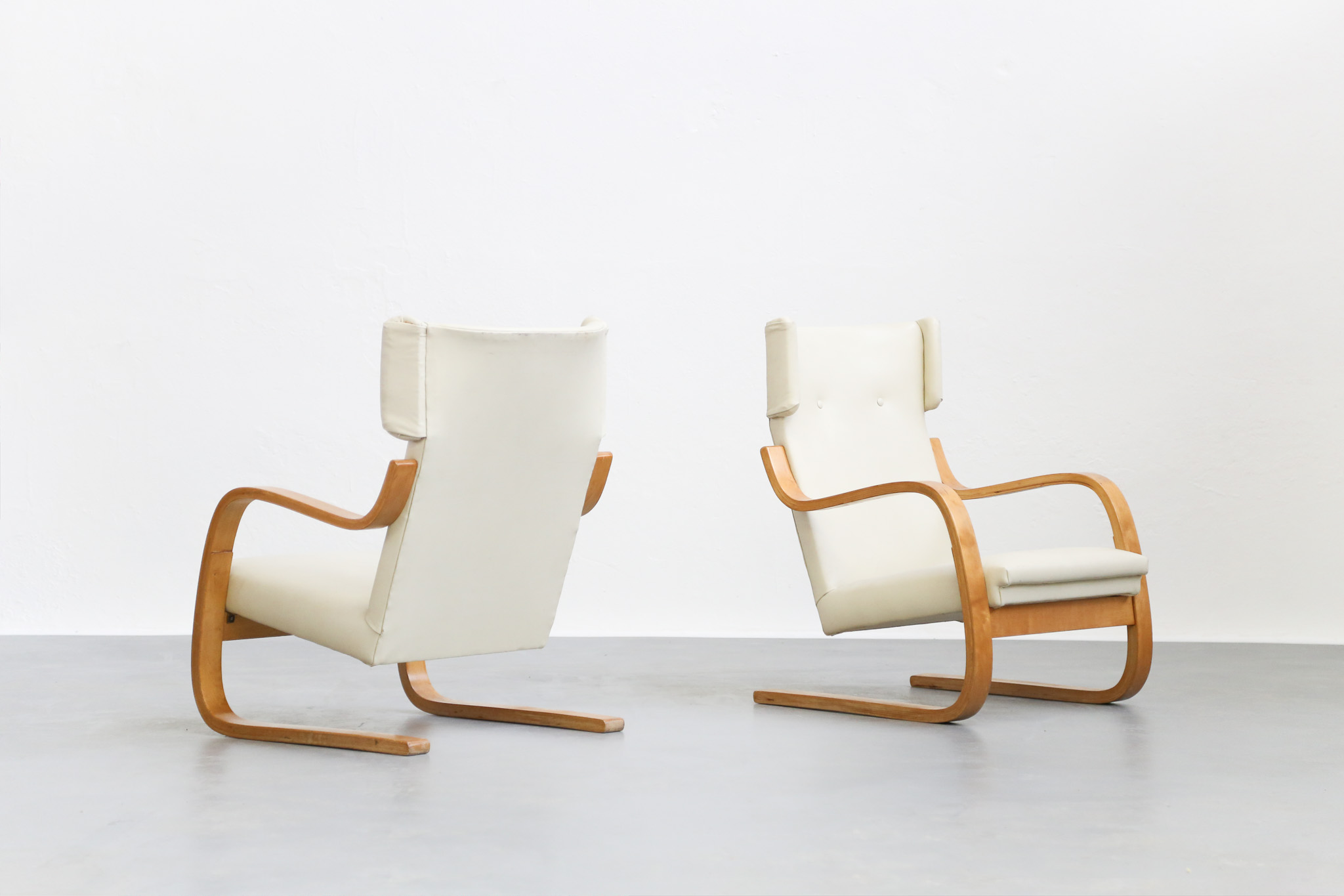 Pair of Lounge Chairs Model 401 by Alvar Aalto, 1935 Finland Design - A10