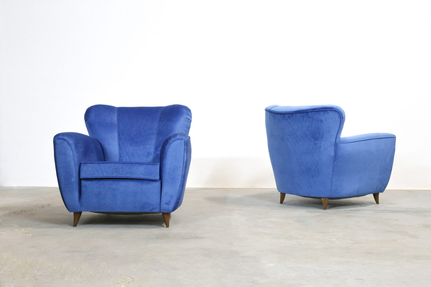 Pair of Armchairs in the Style of Gio Ponti, 1960s - A29