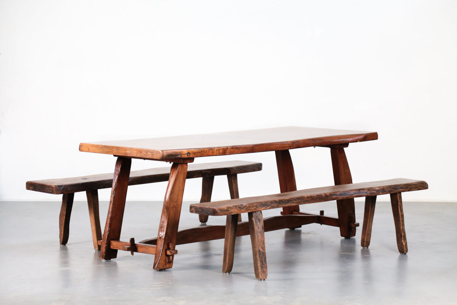 Olavi Hanninen Dining Room Set, Table and Benches