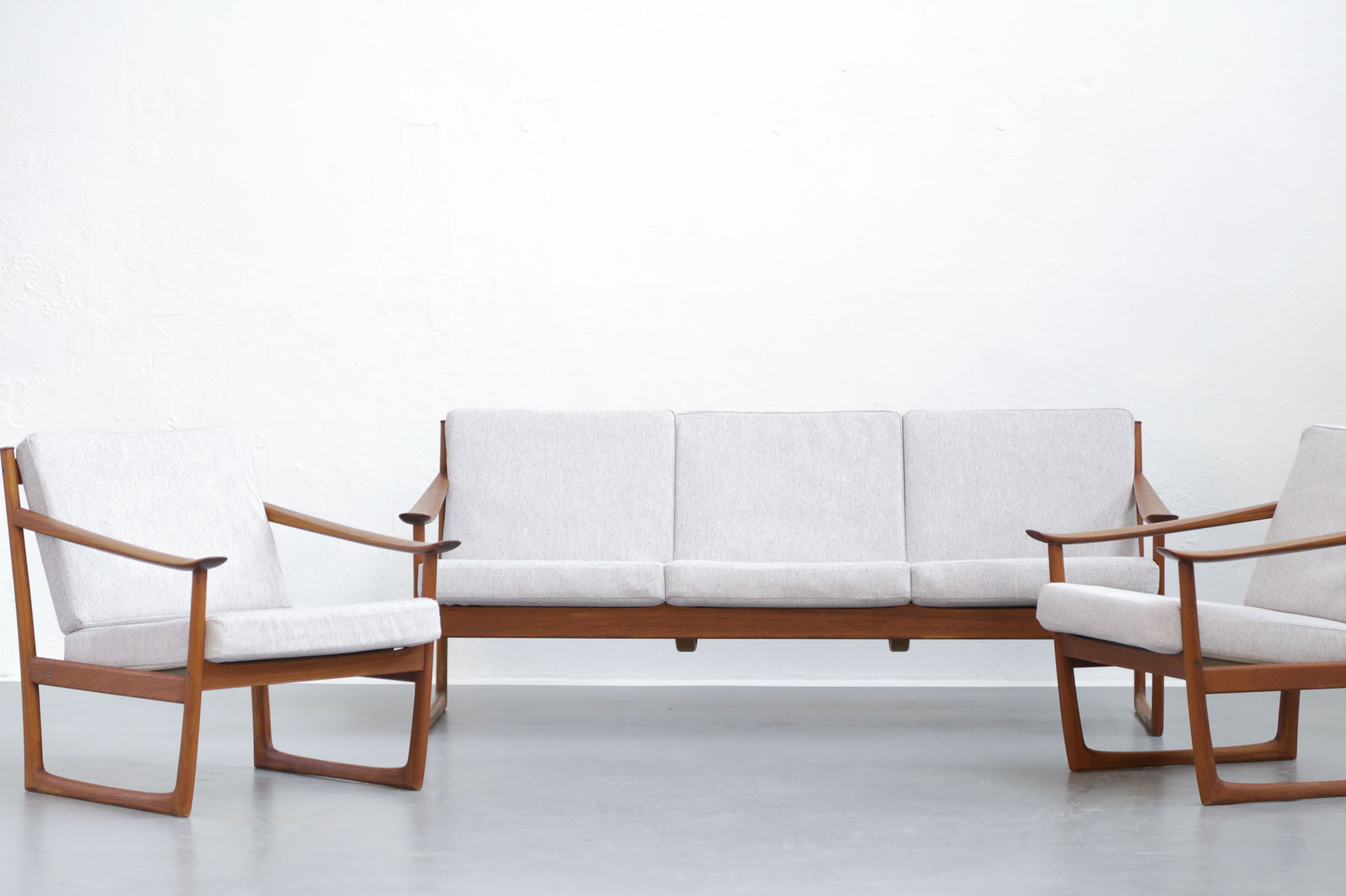 Danish Modern Sofa Peter Hvidt & Orla Mølgaard FD130 Midcentury - Image 5