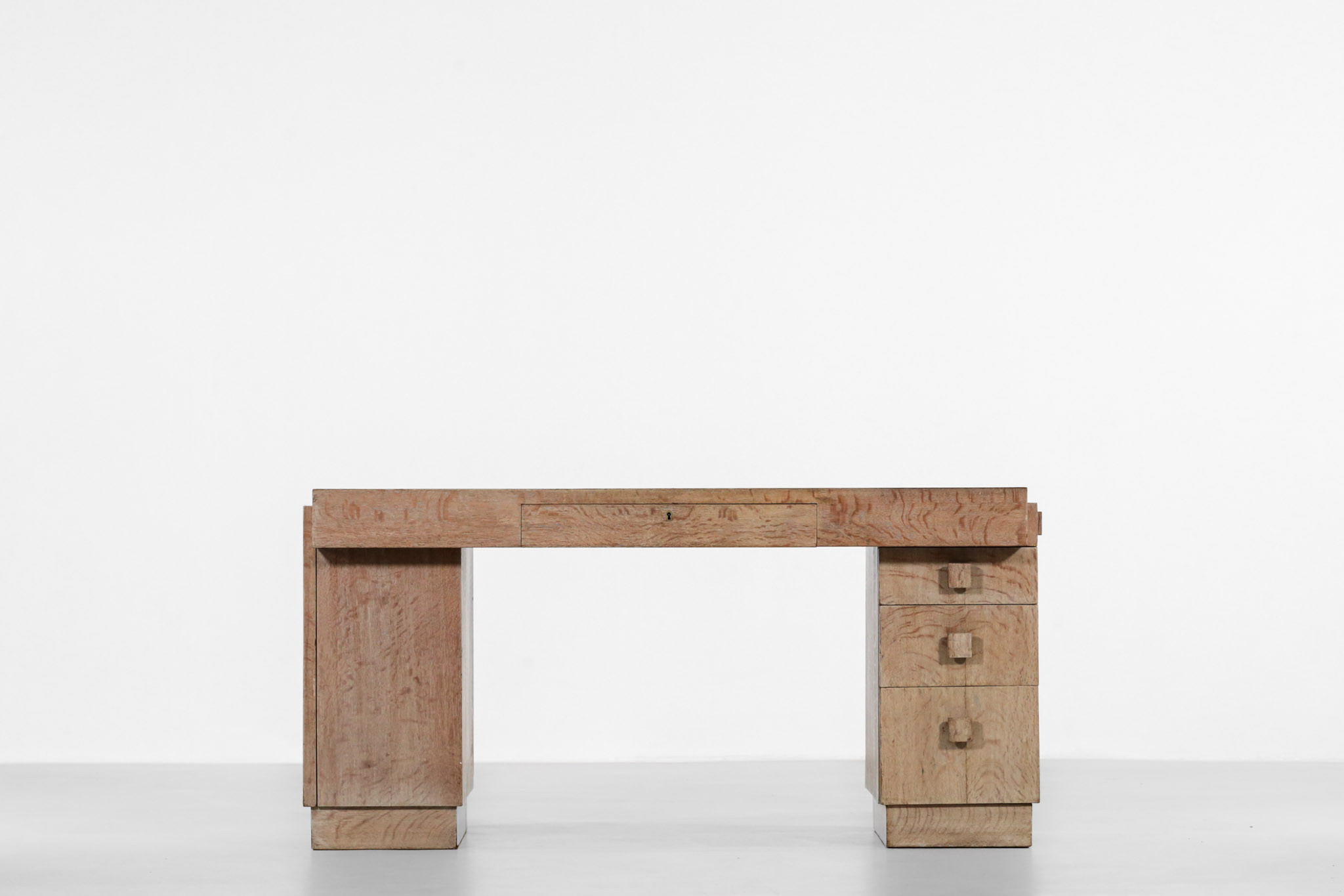 bureau moderniste en chene cerusé années 40 22