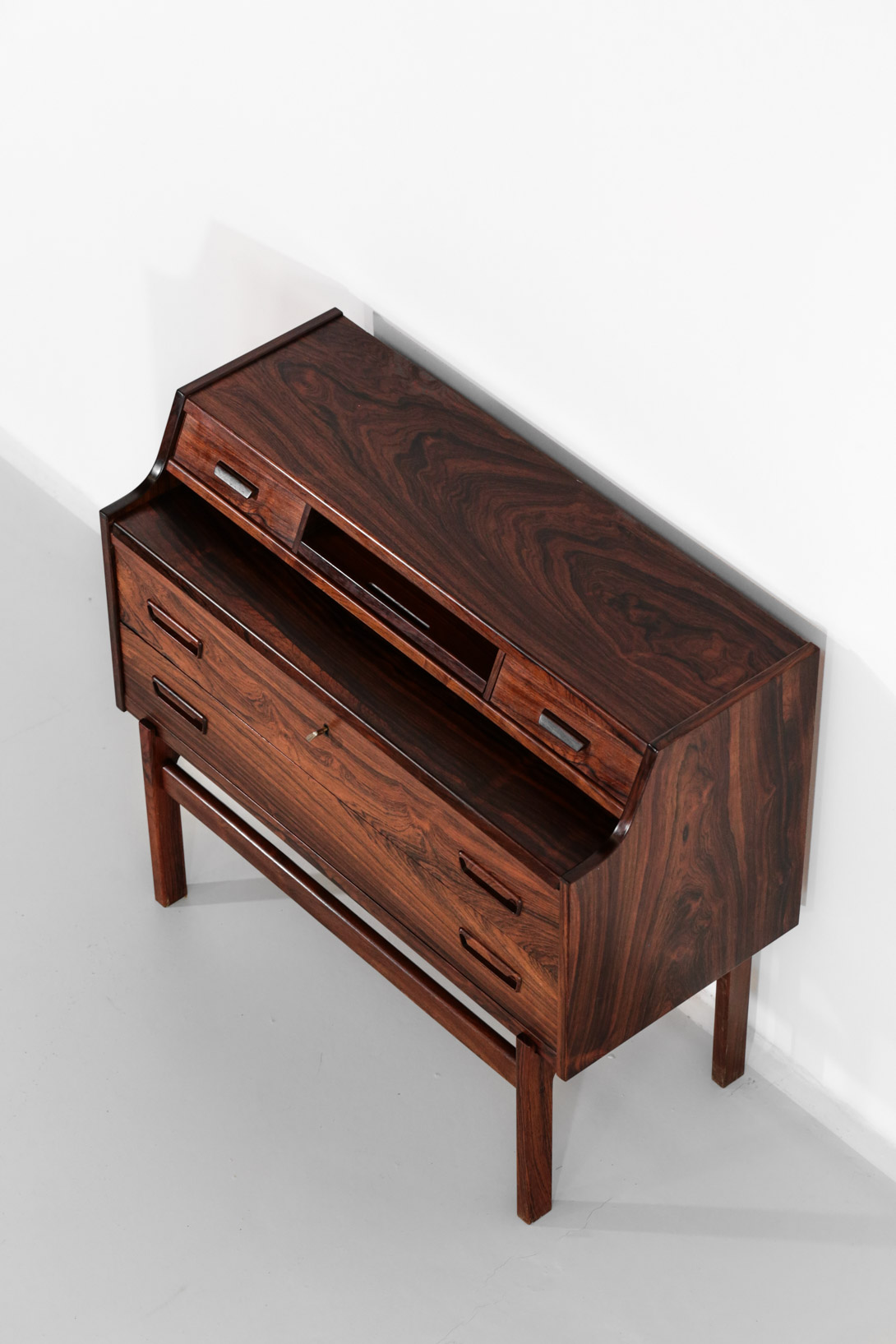 commode danoise scandinave Arne Wahl iversen palissandre de rio3