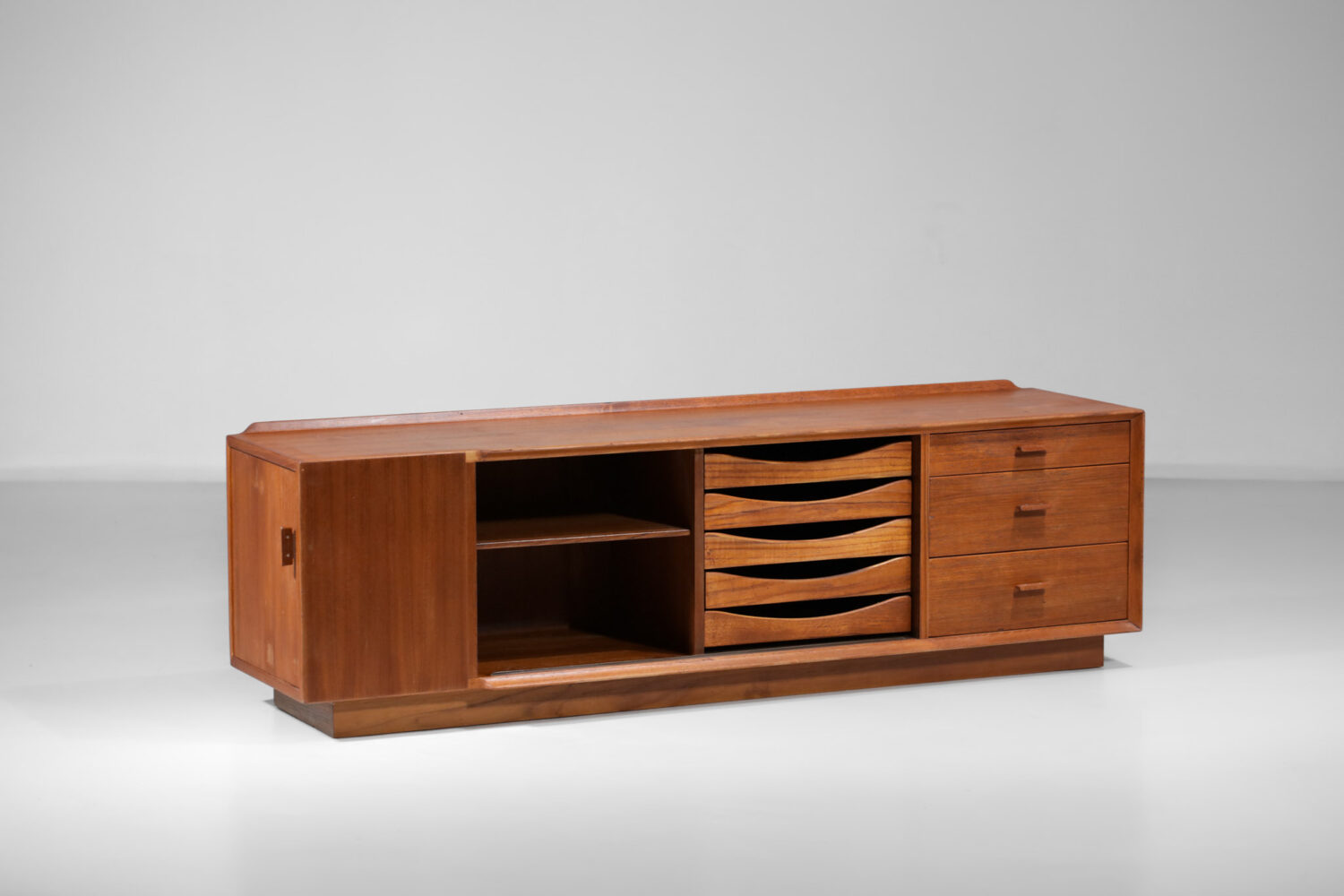 enfilade scandinave arne vodder en teck années 60 sibast danois E513