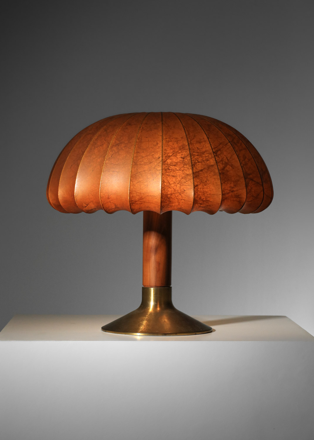 lampe de table italienne des années 50 style achille castiglioni cocon
