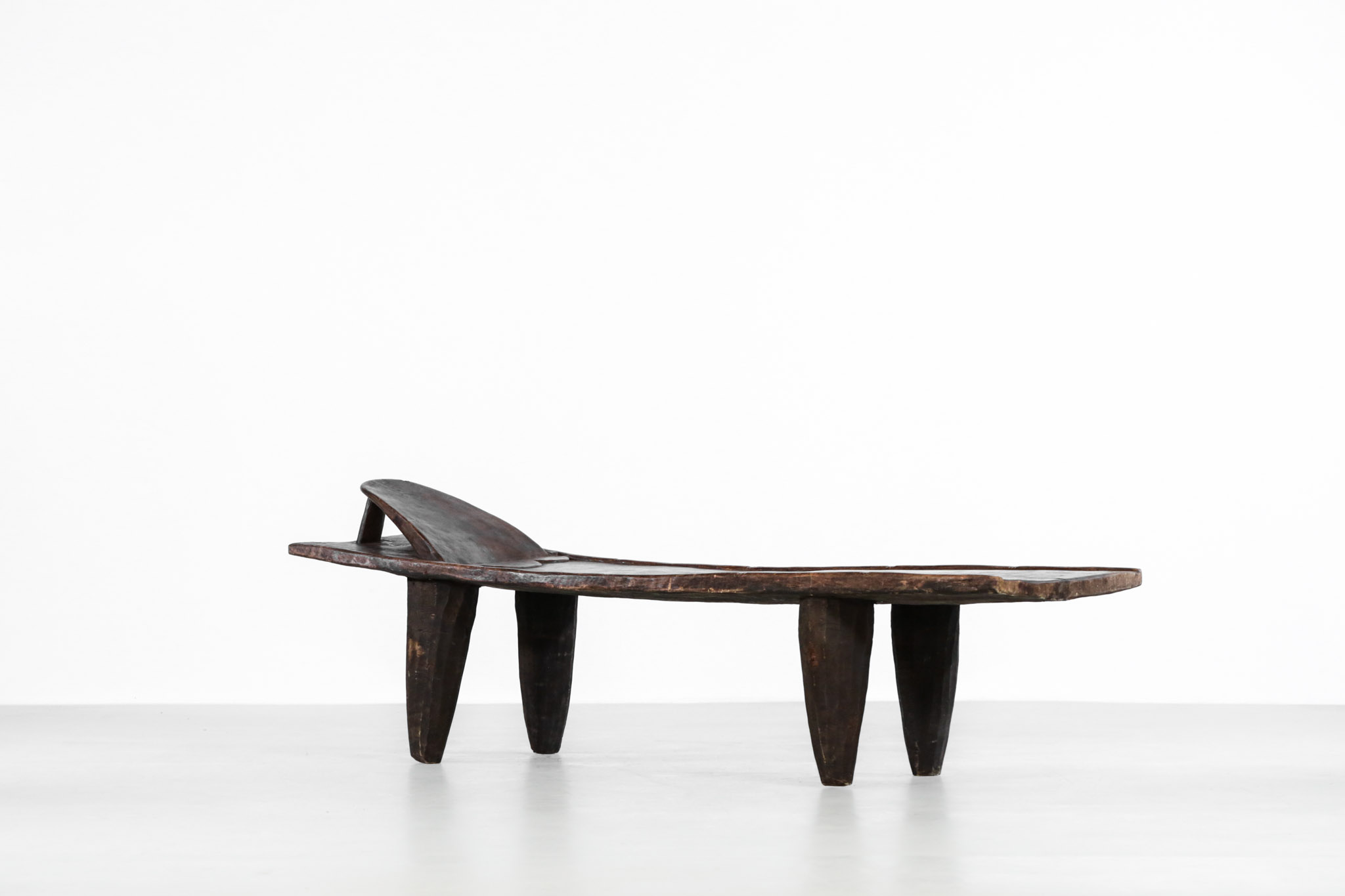 lit de repos senoufo banquette africain vintage 24