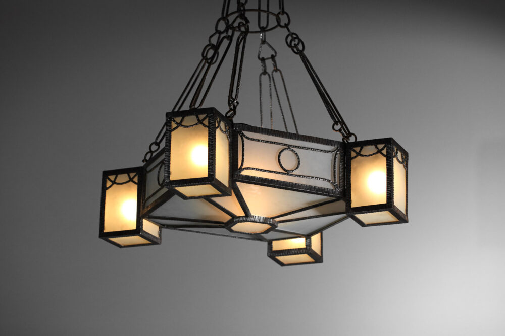 lustre art déco années 30 en fer forgé et verre dépoli géométrique - H225