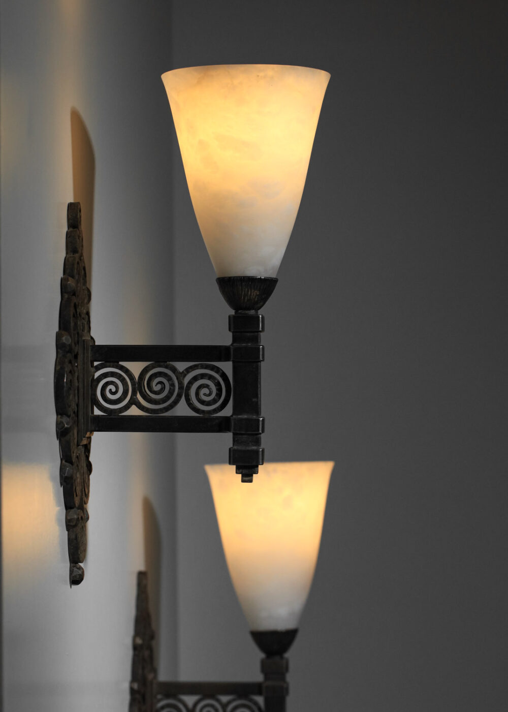 paire d'appliques Edgar Brandt années 30 art déco - H669