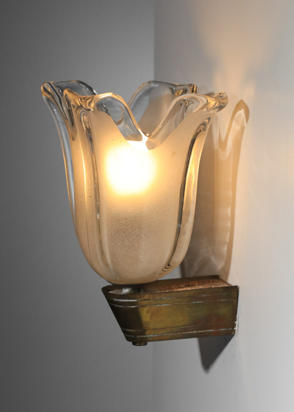 paire d'appliques italiennes tulipes attribuées à Barovier et Toso verre de Murano années 50 - I195 - I196